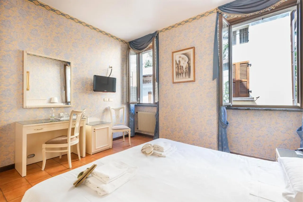 Hotel Le Palme Limone sul Garda