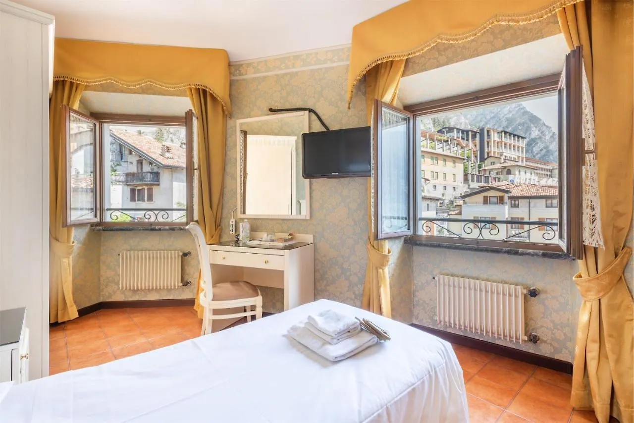 Hotel Le Palme Limone sul Garda Ιταλία