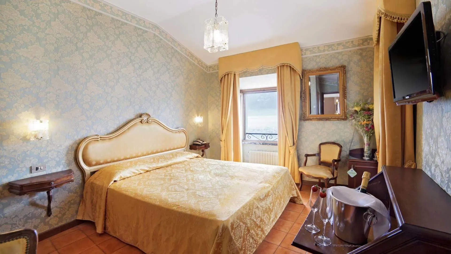 Hotel Le Palme リモーネ・スル・ガルダ